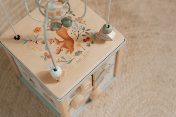 Wooden activity cube - Forest Friends FSC